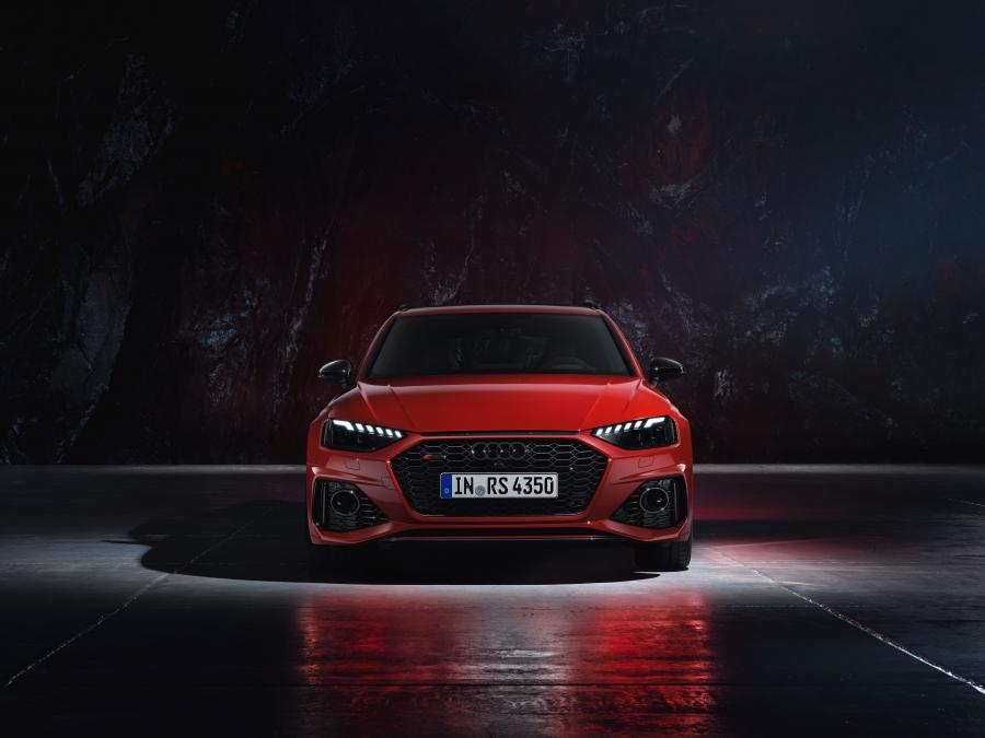  Audi RS4 Avant (B9) 2019 года  (WW) (фото 11 из 67)